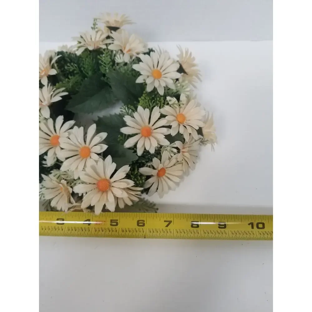 Vtg 1970’s White Daisies Plastic Candle Ring Flower Power Decor